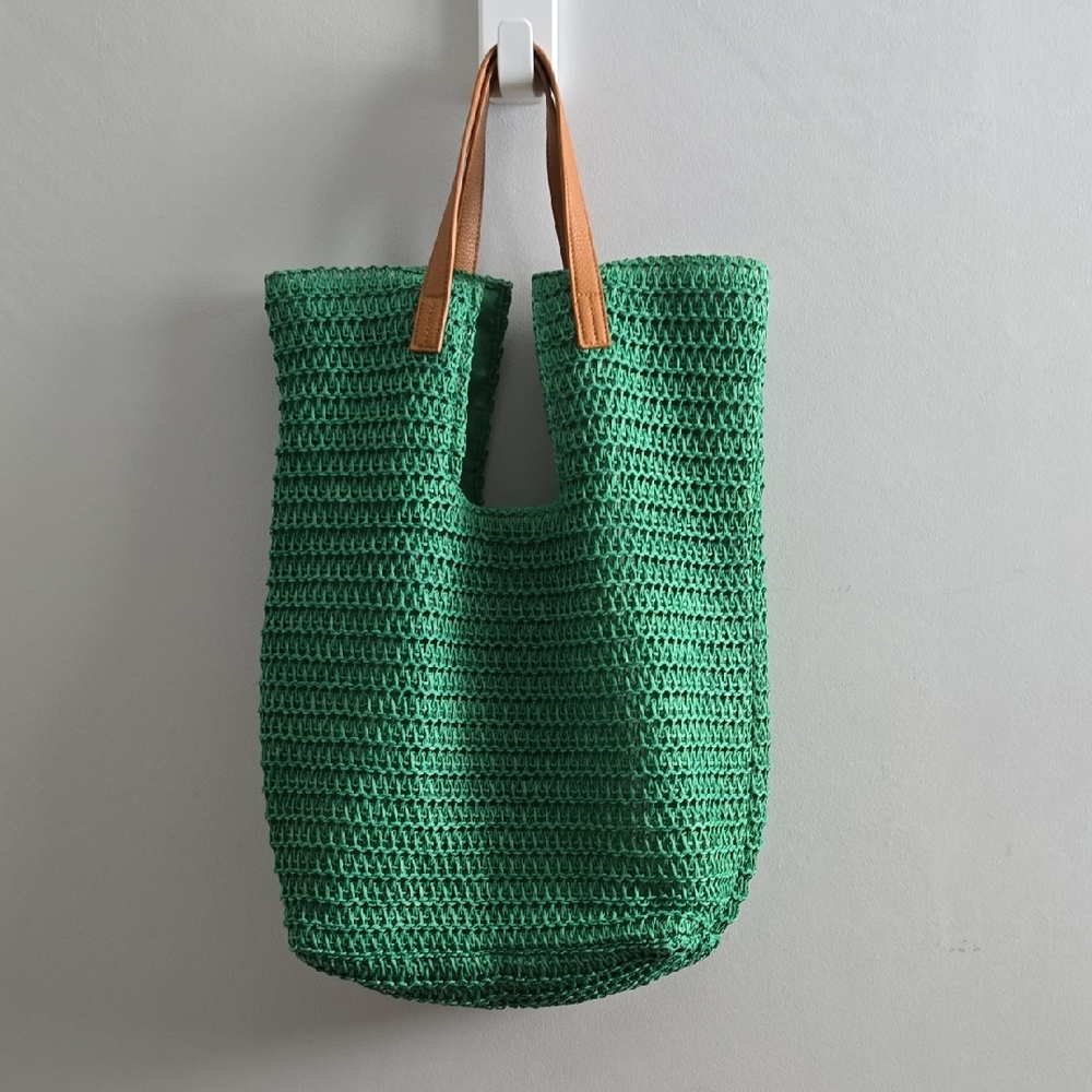 Green Shiraleah Chicago Bright Green Paper Straw Handbag  Hobo Bag
